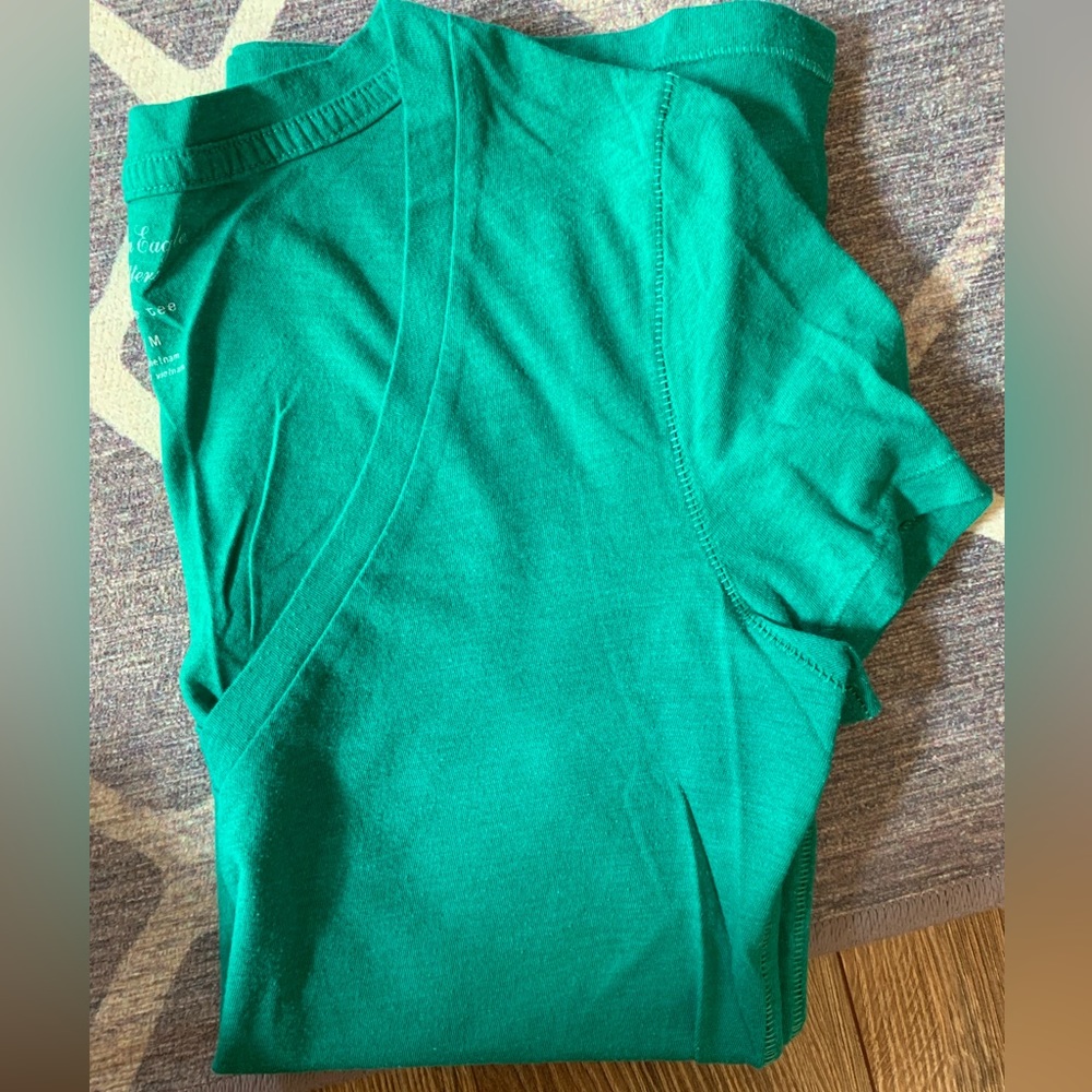 American Eagle shirt